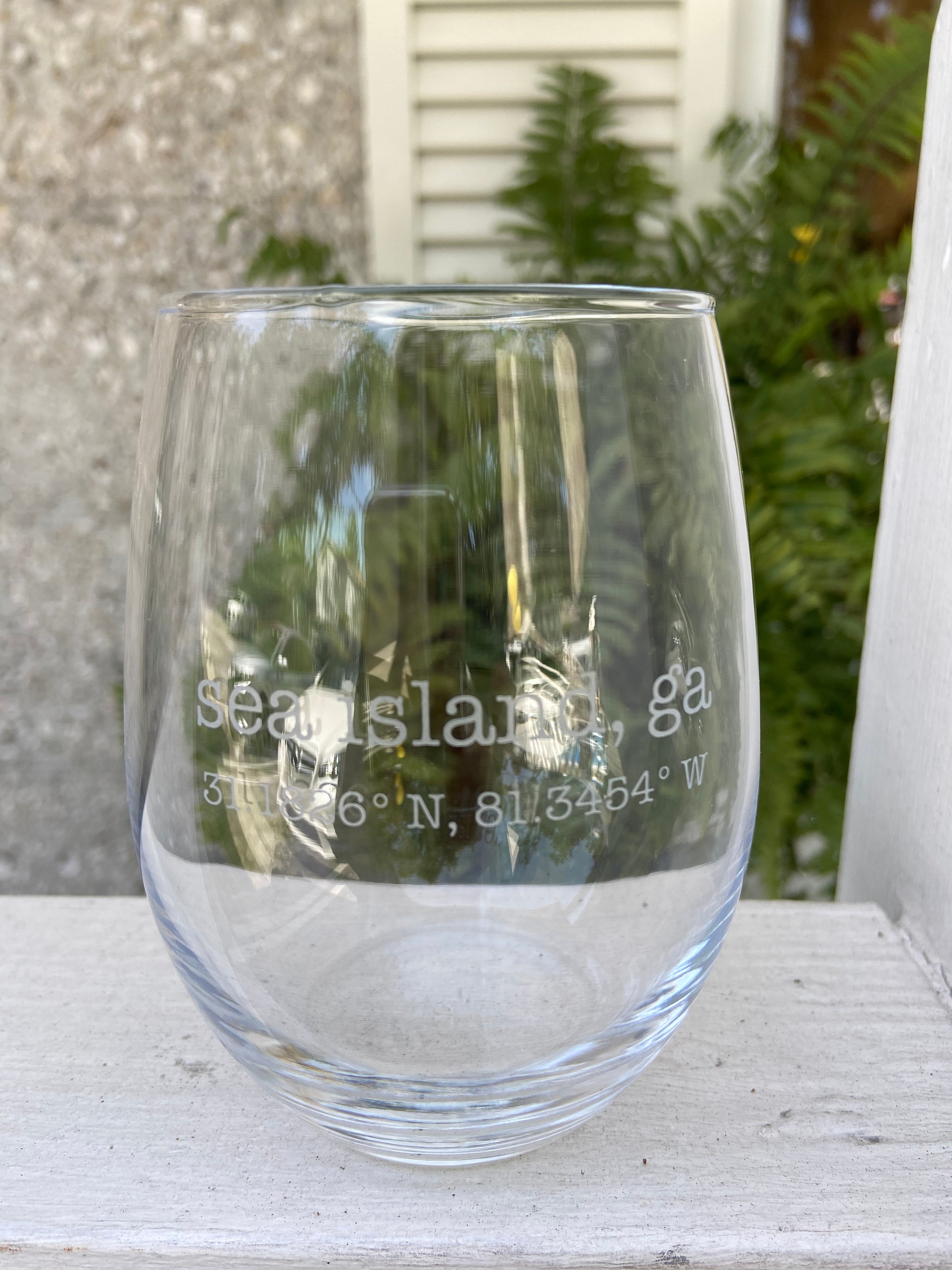 Sea Island Coordinate Stemless Wine Glass (longitude & latitude)