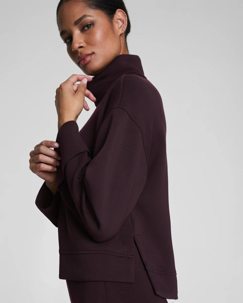SPANX Airessentials Cropped Turtleneck -Truffle Brown