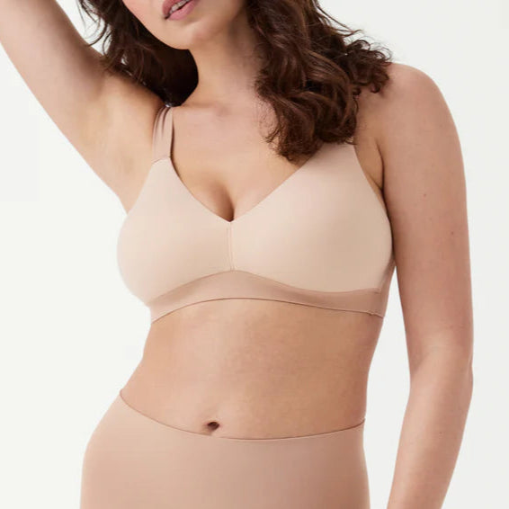 Spanxsmooth™ Bra-llelujah!® Lghtly Lined Bralette