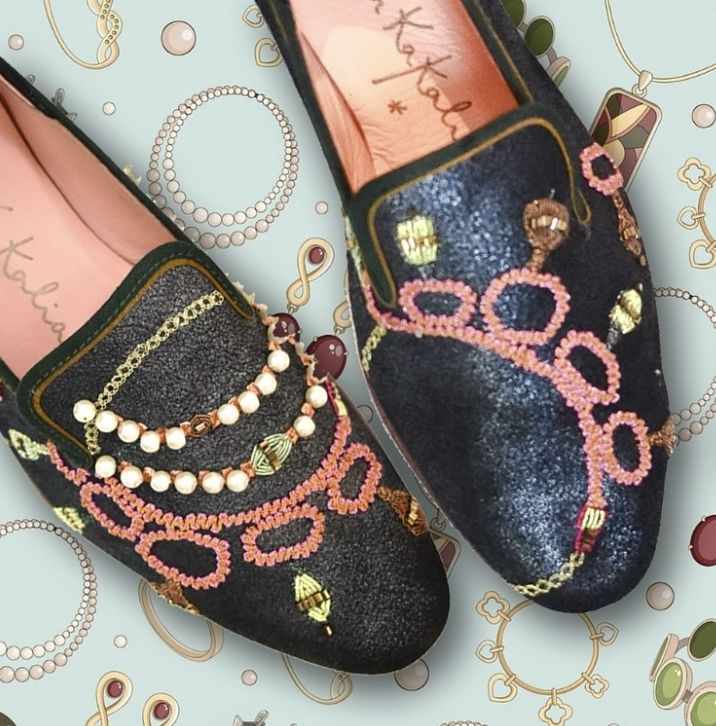 Meher Kakalia Jewel Moccasin - Shiny Black