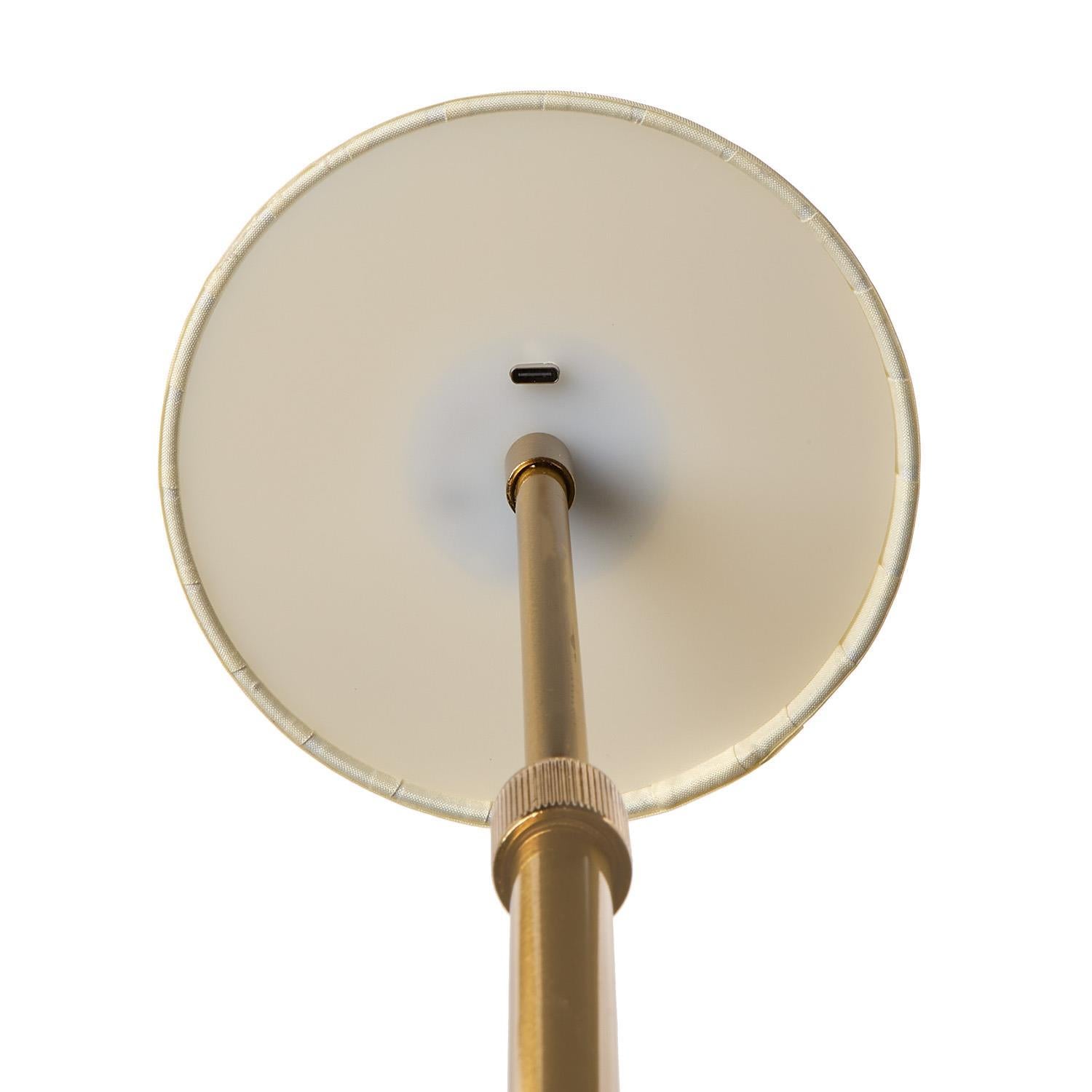 Adjustable Height LED Cordless Lamp