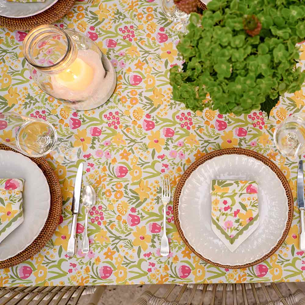 Pomegranate 70's Flower Tablecloth - 60"x140"