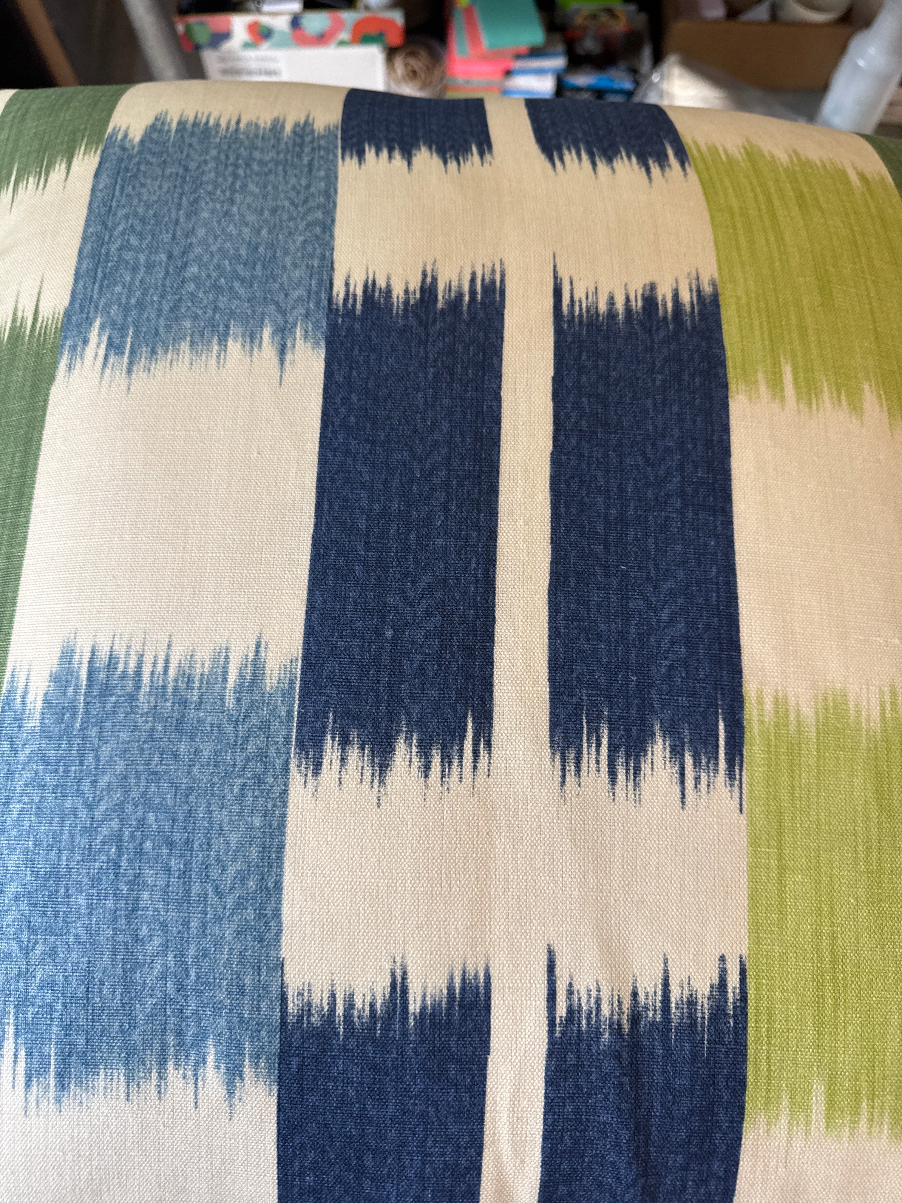 Designer Pillows 22 x 22 (7 styles)