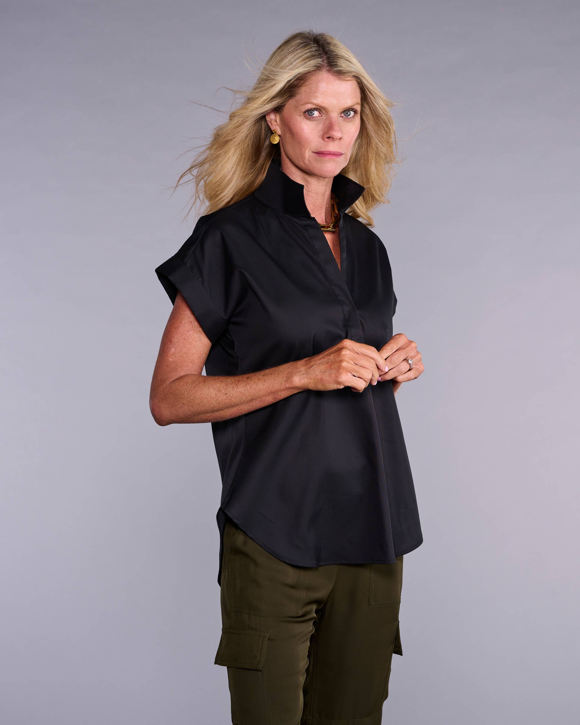 The Cap Sleeve League Blouse in Pitch Black: XS
