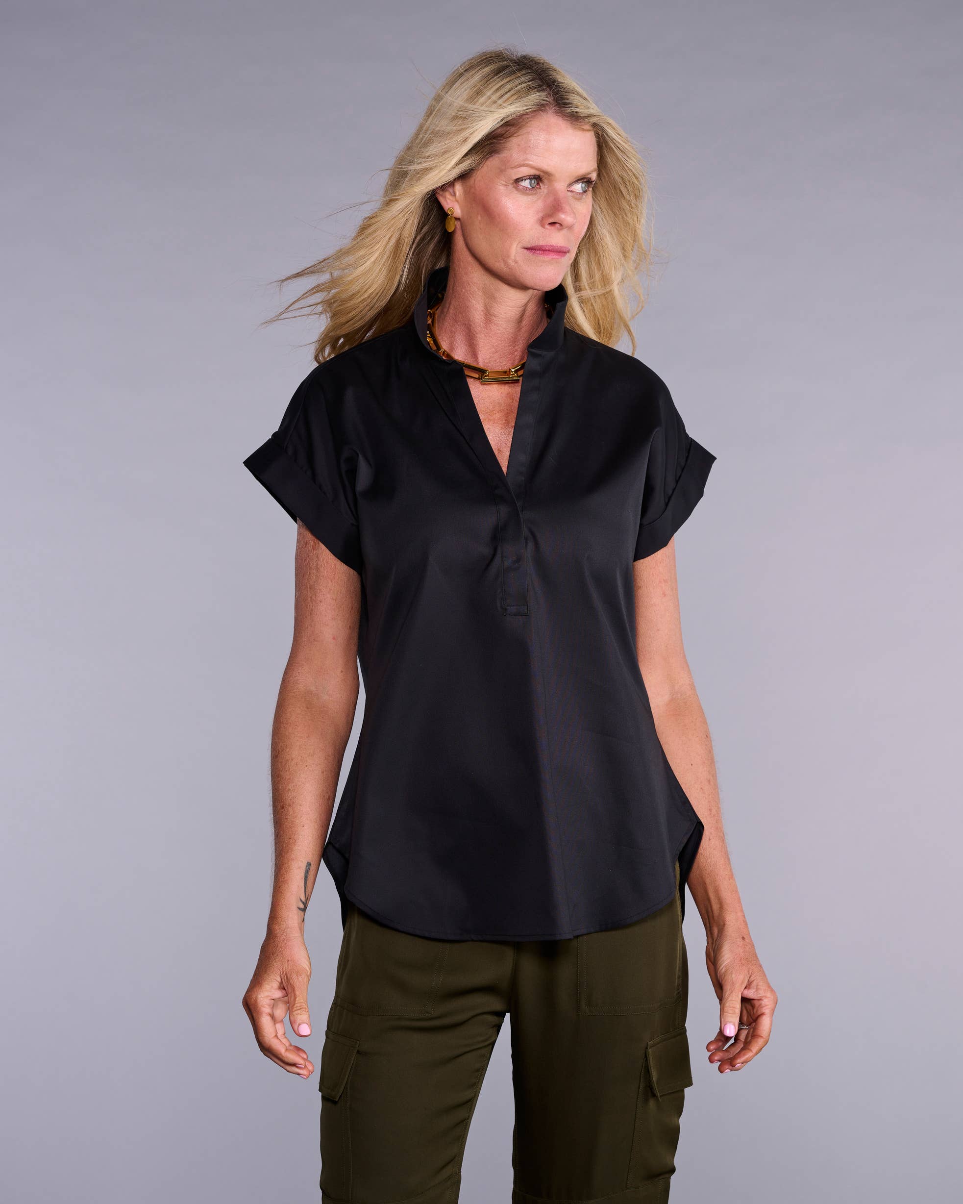 The Cap Sleeve League Blouse in Pitch Black: XS