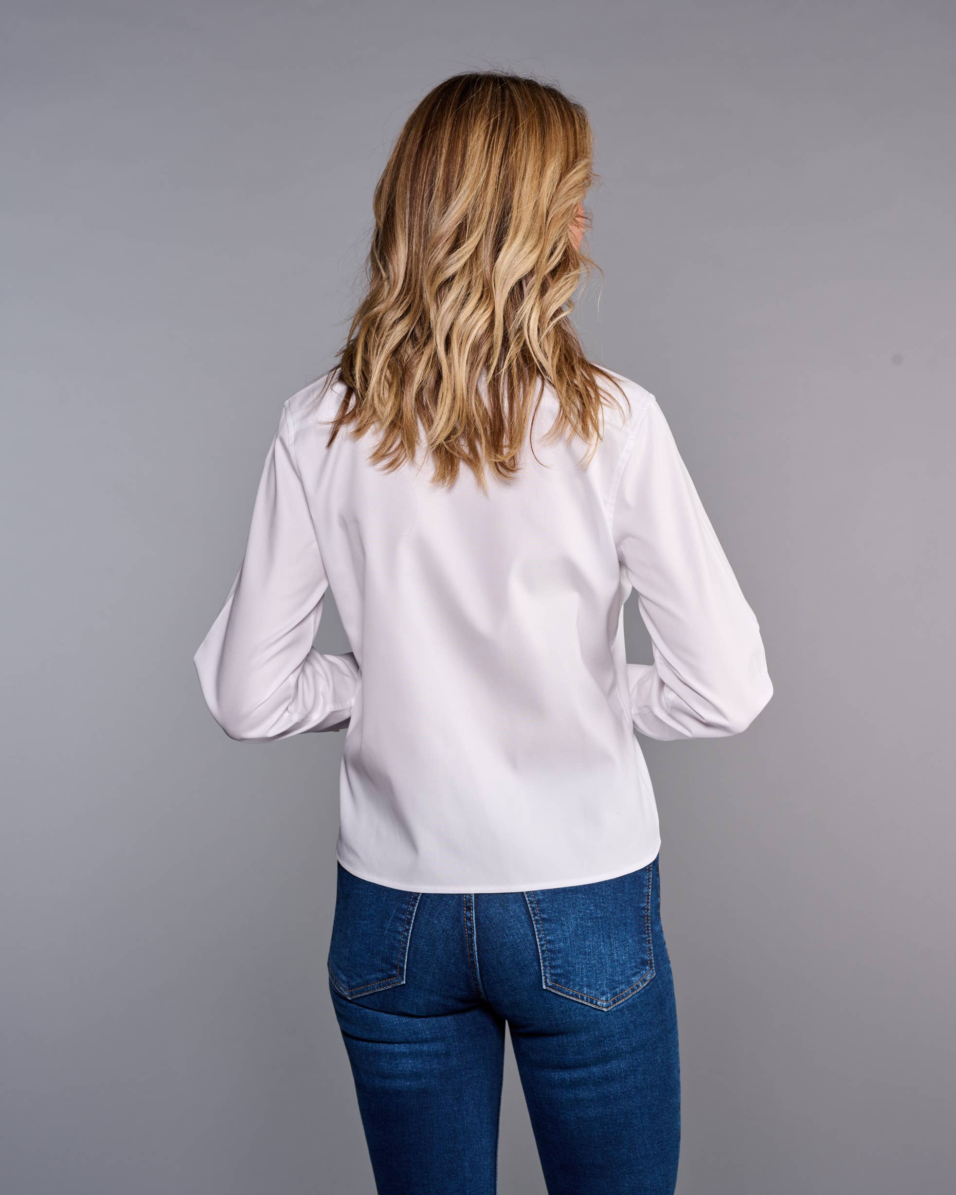 The League Crop Shirt in Crisp White: L