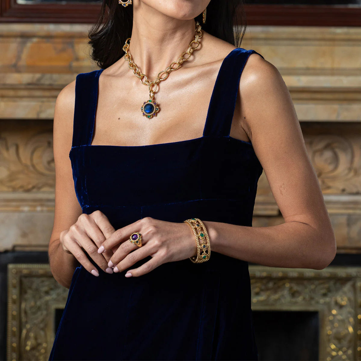 Capucine de Wulf Contessa Hinged Bangle, S/M - Multi