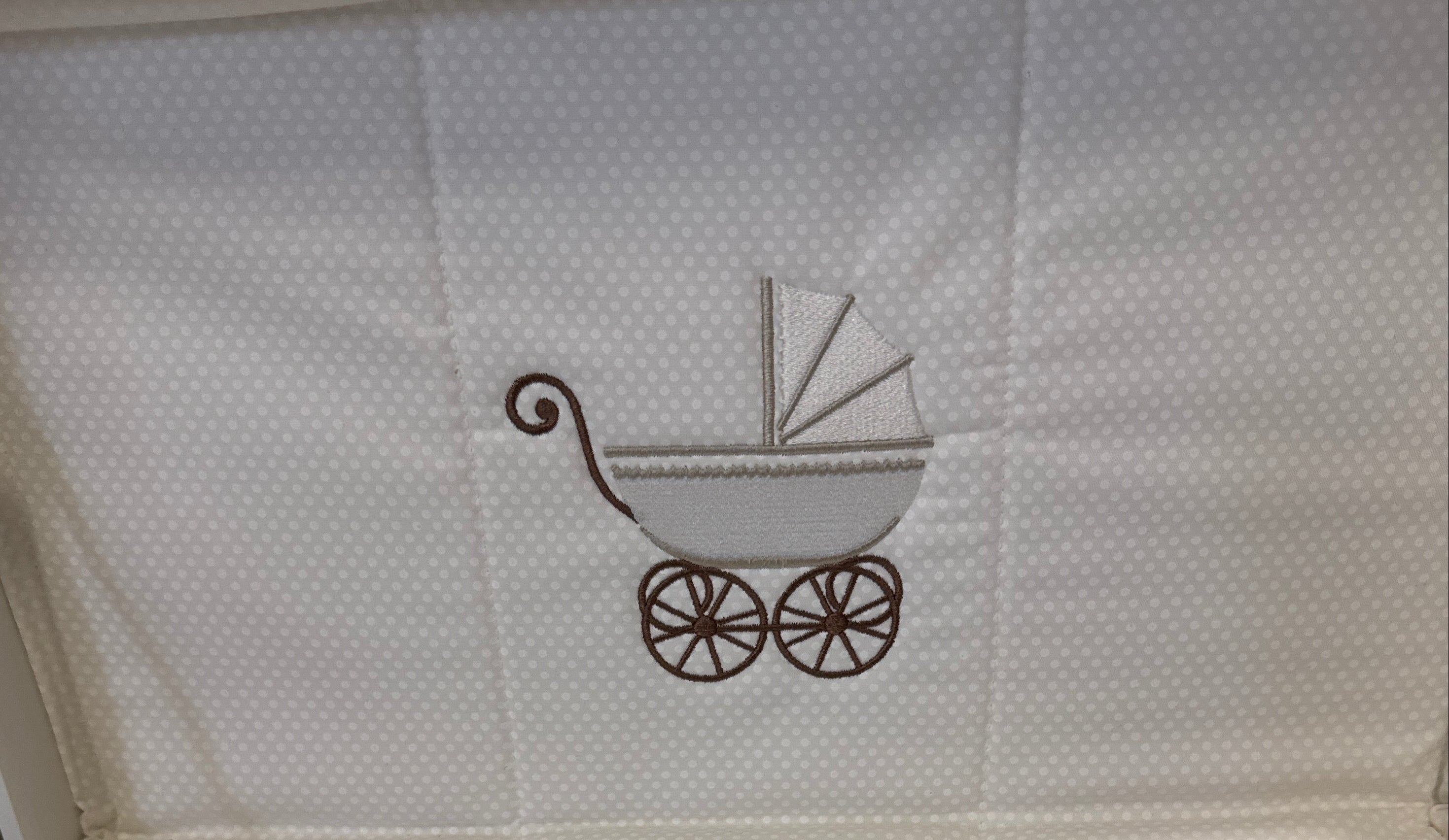 Baby Carriage Trunk - Mini White