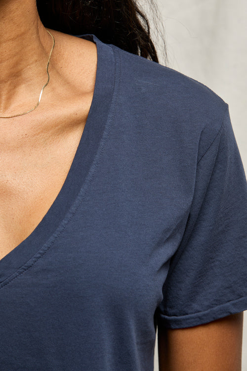 perfect white tee crispy cotton v/u neck tee beckett - navy