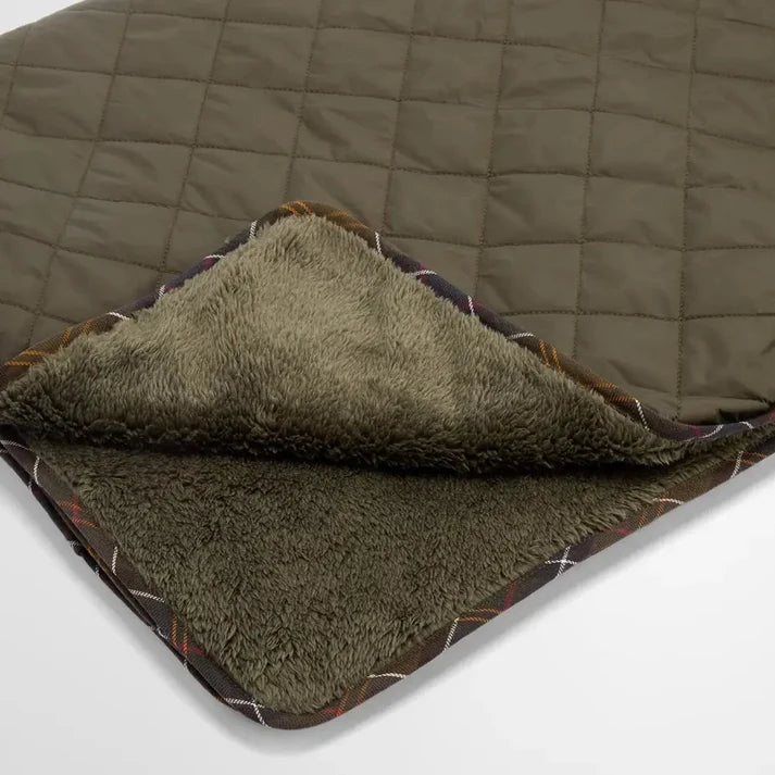 Barbour Dog Quilt & Fleece Blanket