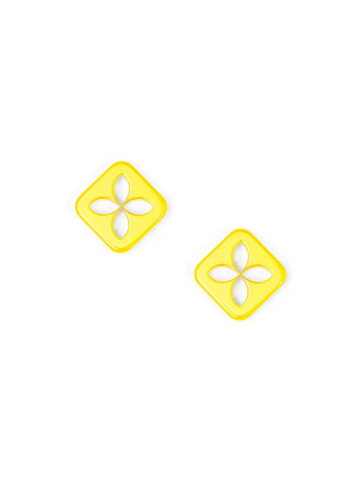 Quatrefoil Cutout Square Earring - (eight colors)
