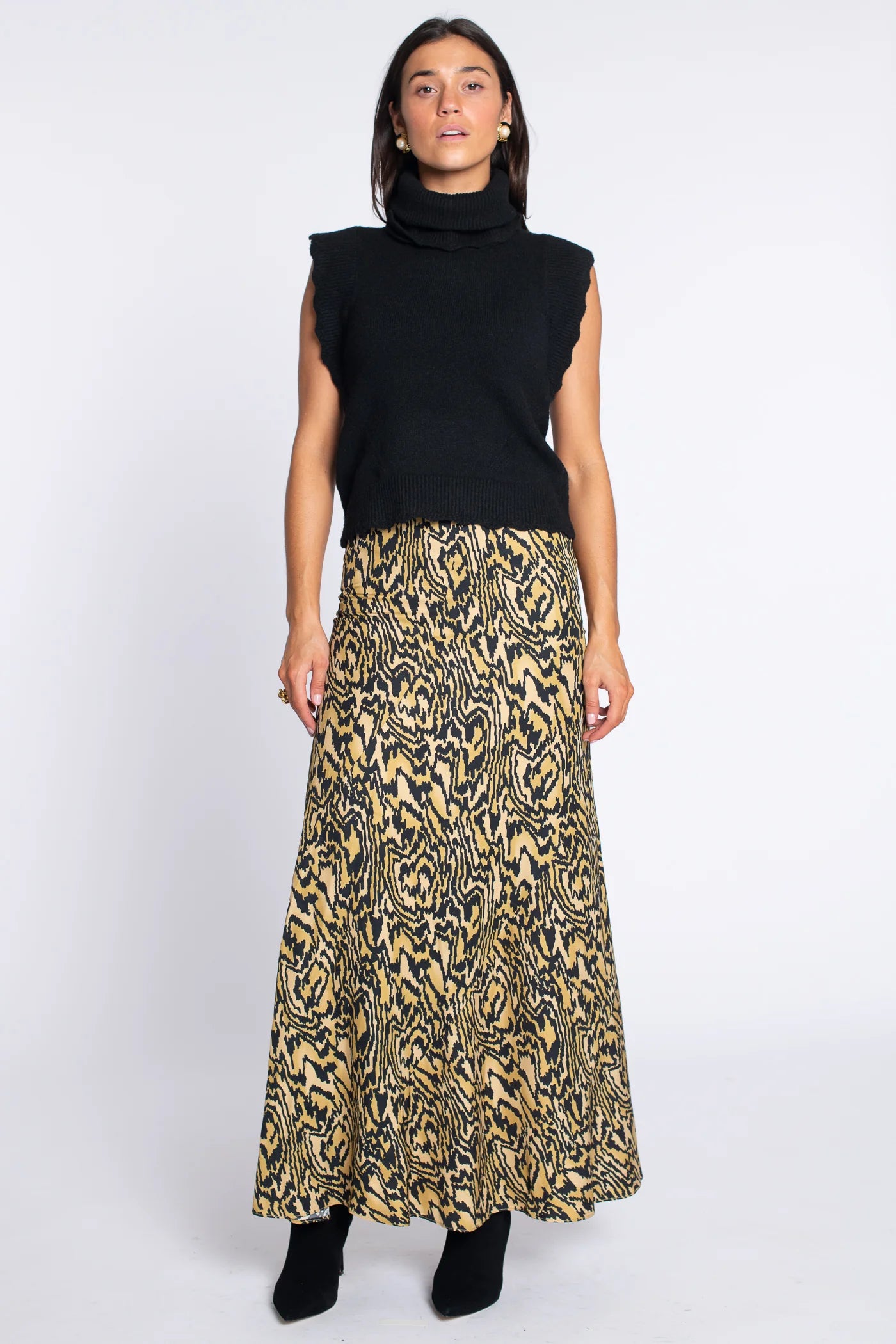 Elizabeth James Serena Skirt | Burl