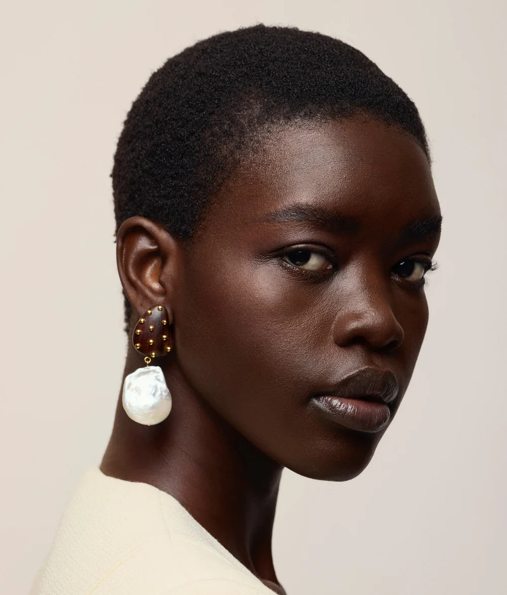 Lizzie Fortunato Orbit Earrings in Pearl