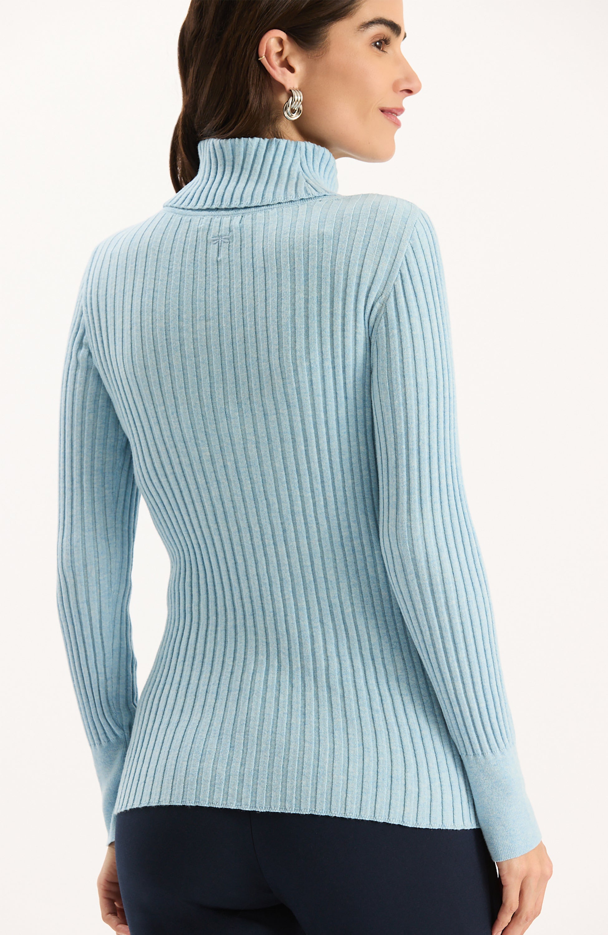 TYLER BÖE Cotton Cashmere Turtleneck - Dream Blue