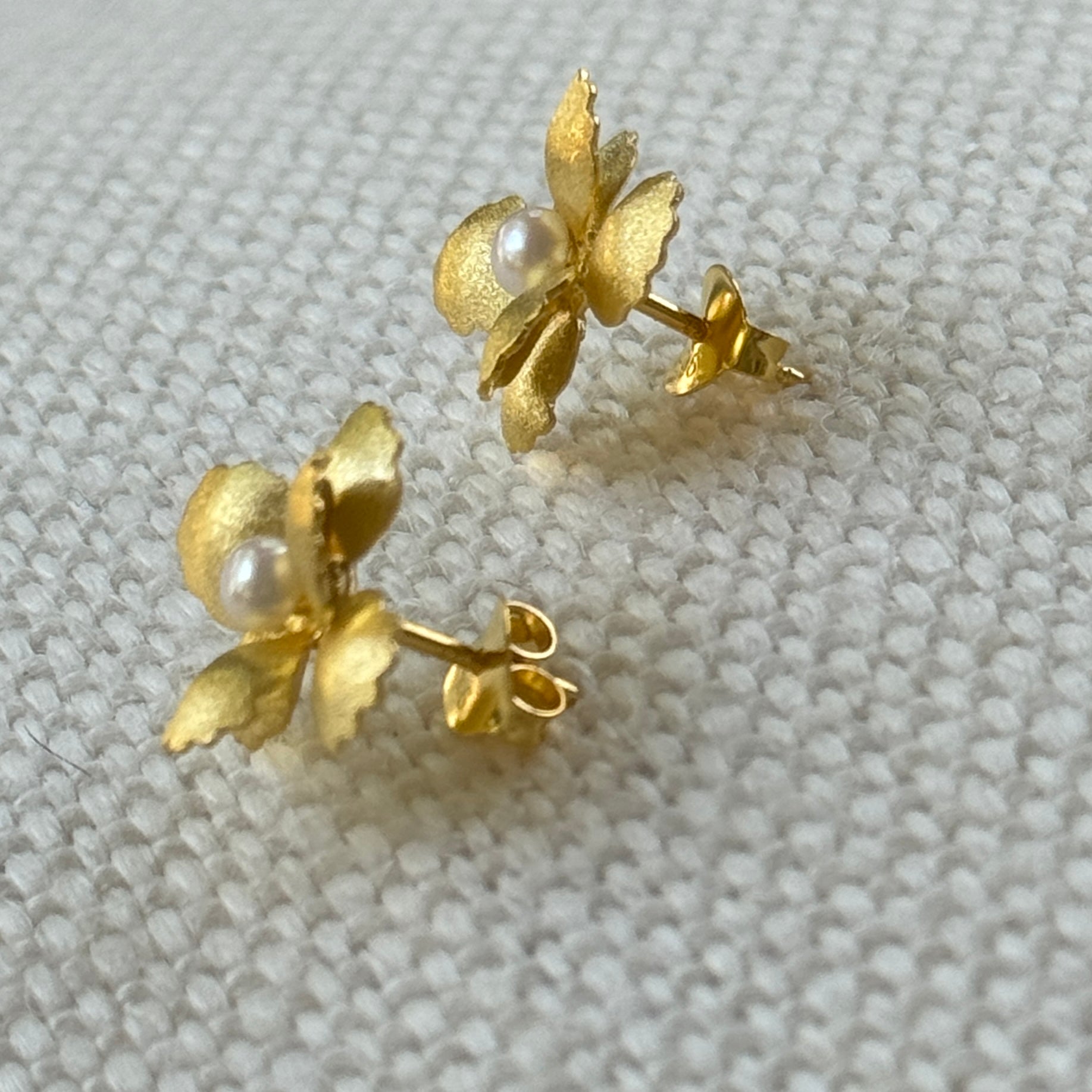 Pearl center Petite Flower Stud (gold or silver)