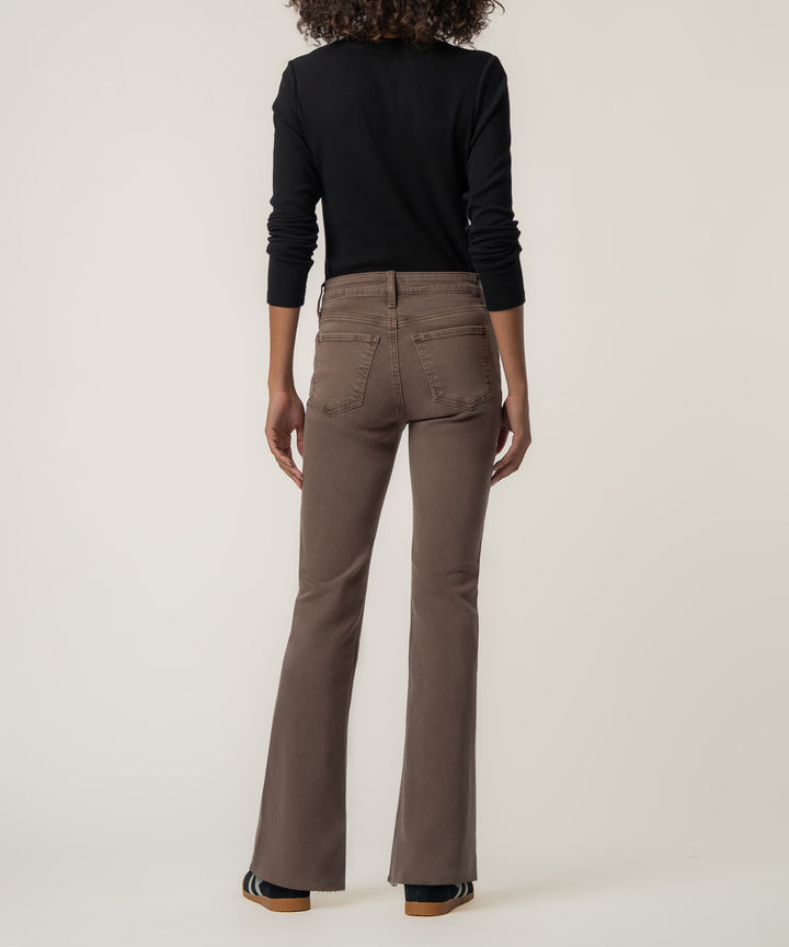 Kut from the Kloth Kelly High Rise Fab Ab Kick Flare Inset Leg | Mocha