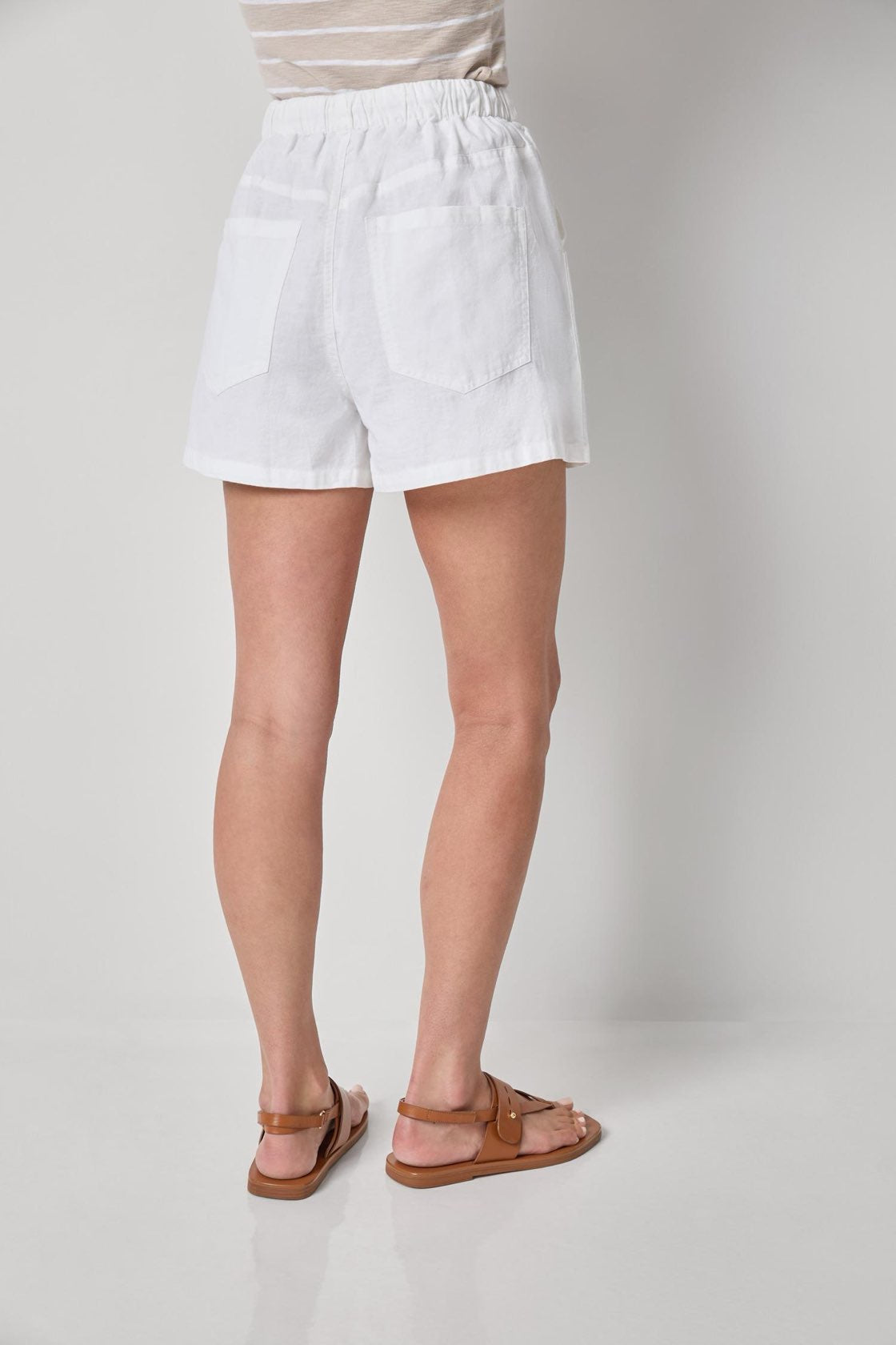 Lilla P Linen Blend Easy Short - White