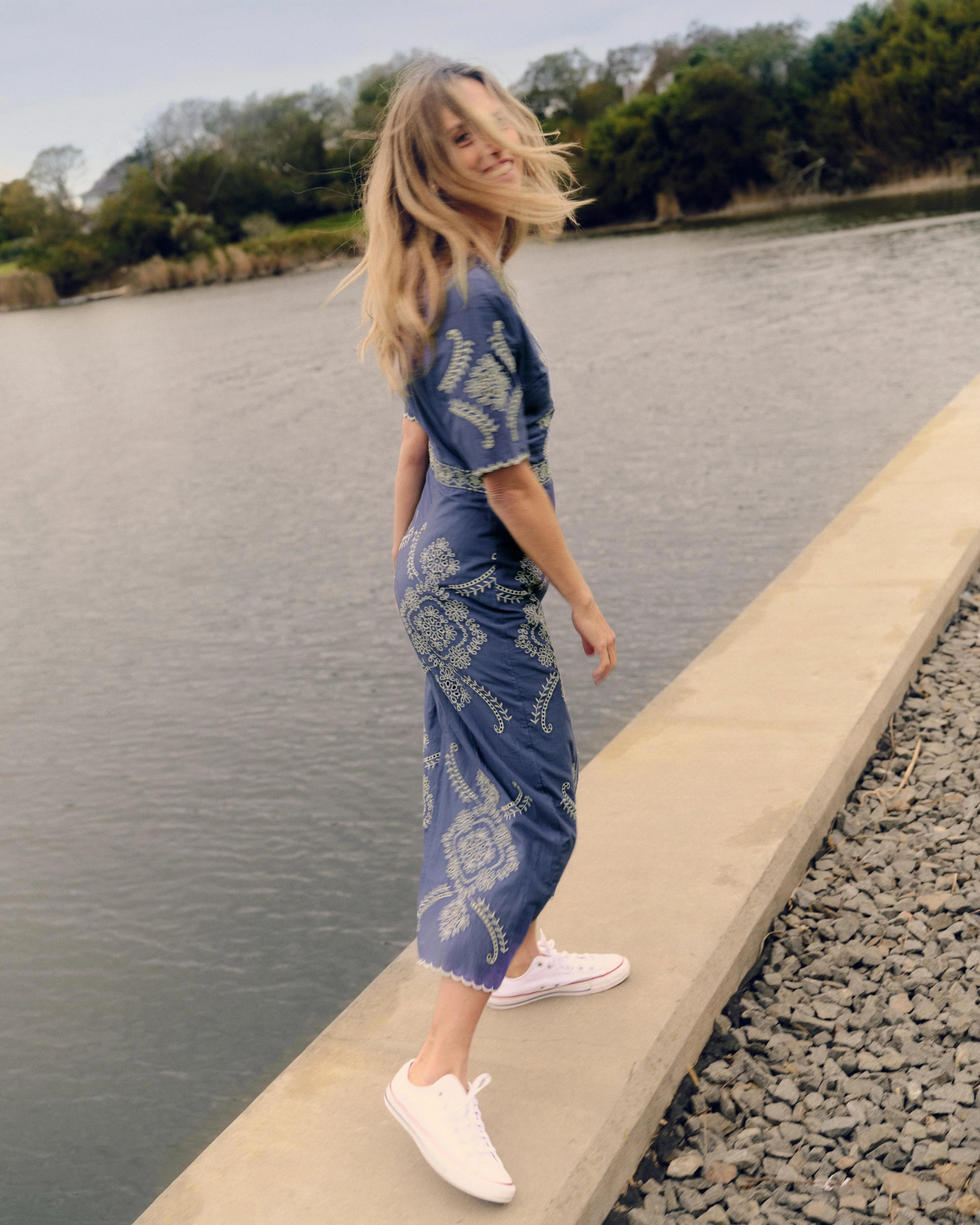 Cartolina Bobbi Midi Dress