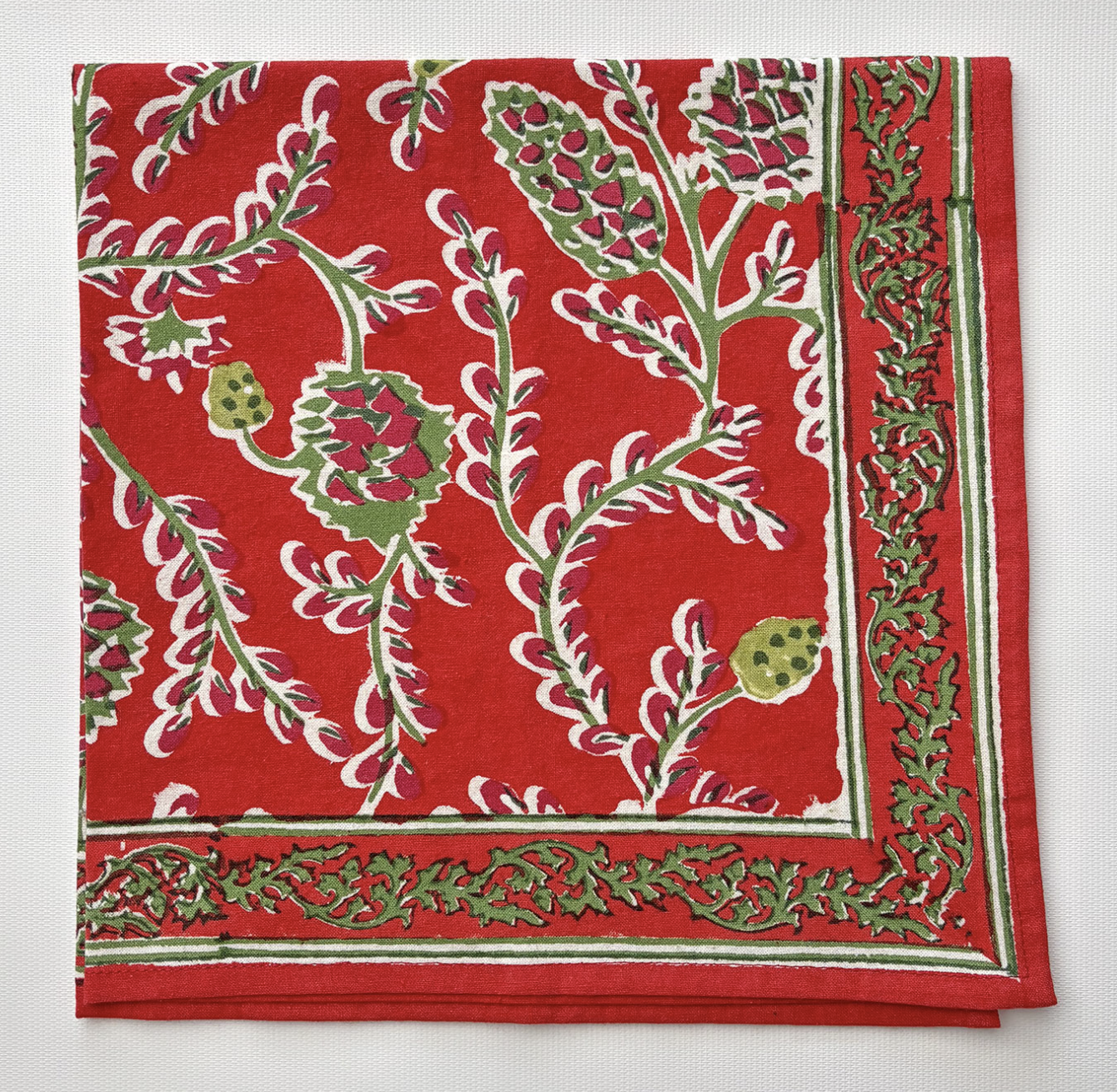 Christmas Pinecone Red Napkin - Set of 4