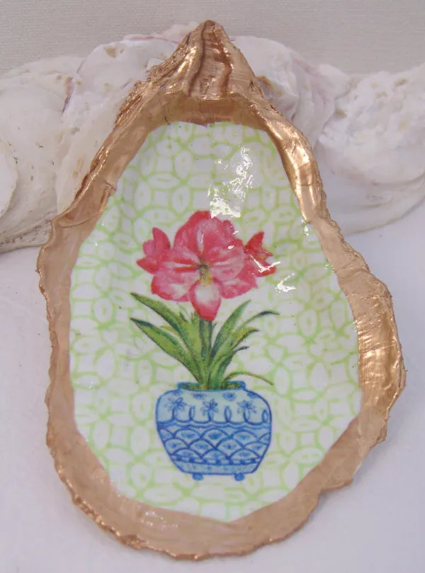 Oyster Shell Trinket Dish (multiple variants)