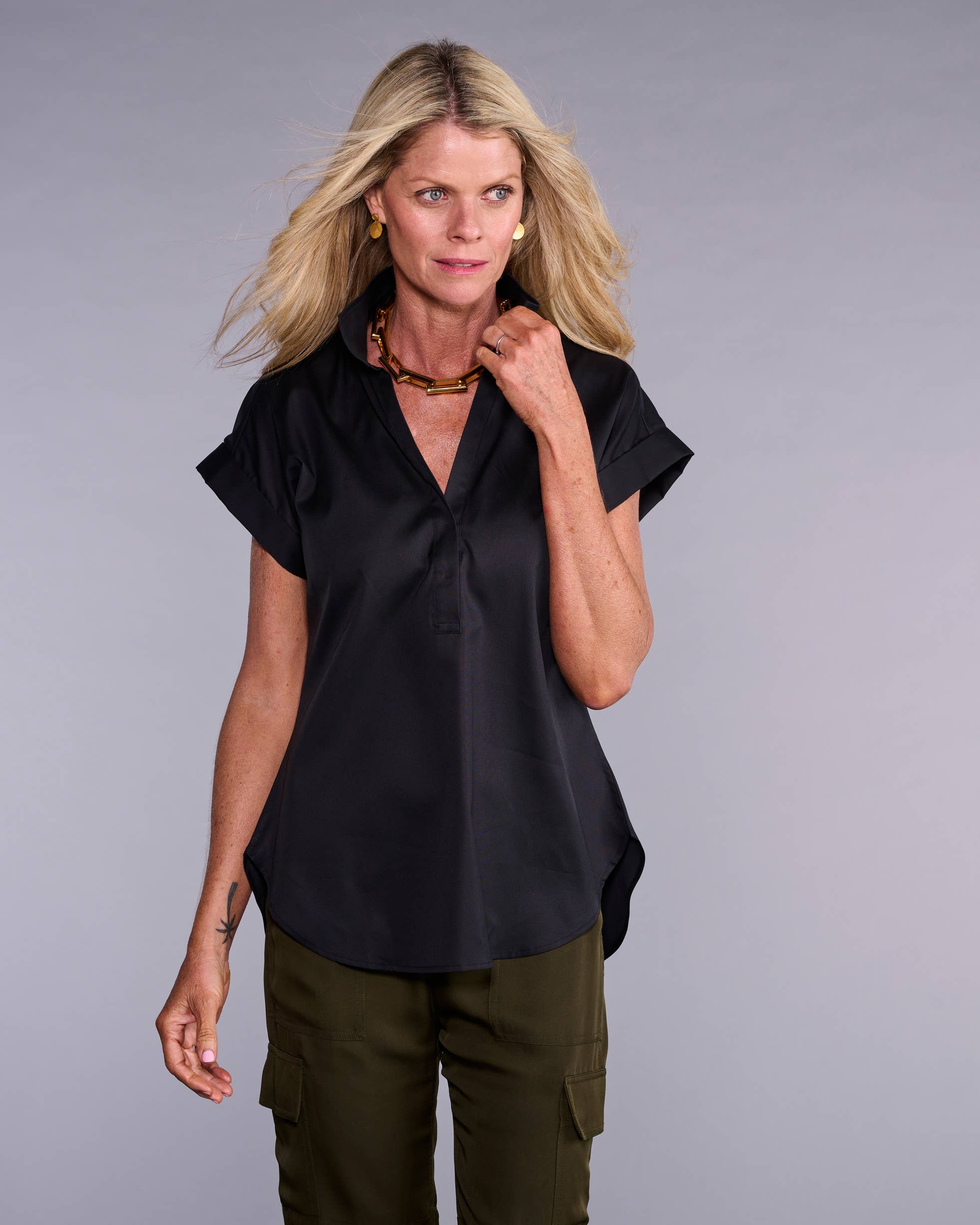 The Cap Sleeve League Blouse in Pitch Black: XS