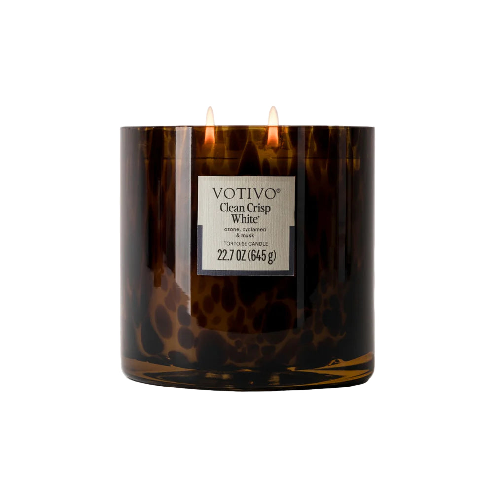 Votivo Tortoise Candle Clean Crisp White