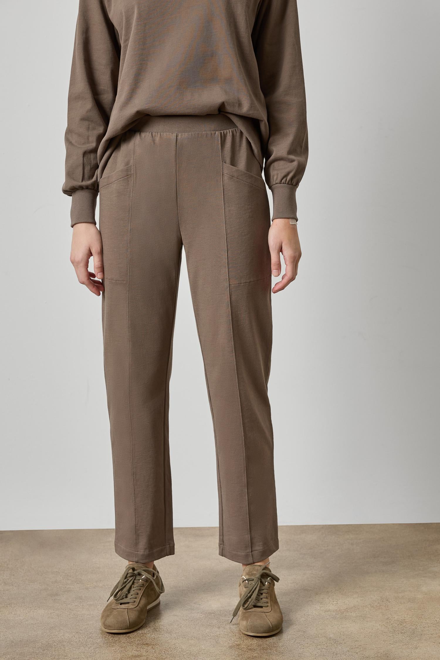 Lilla P Front Seamed Pocket Pant | Shiitake