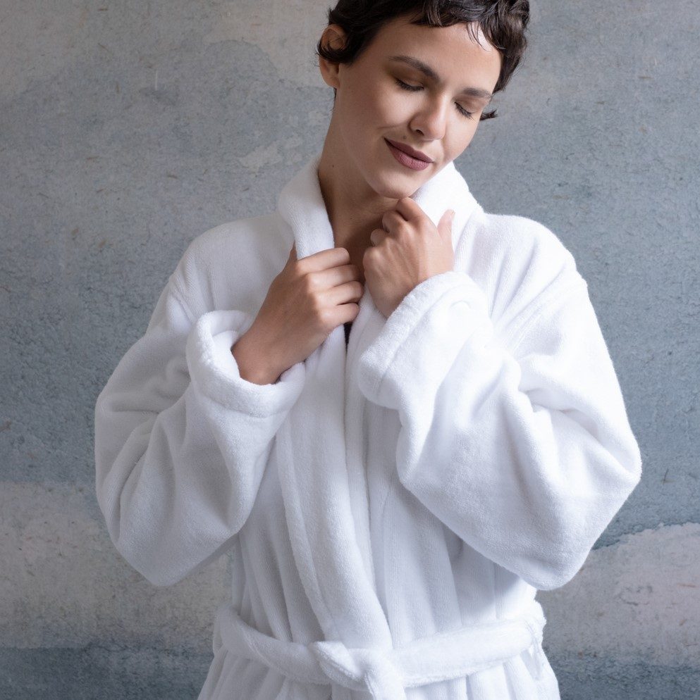 Matouk Milagro Robe - White — Two Friends